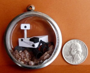 CuriosityPendant