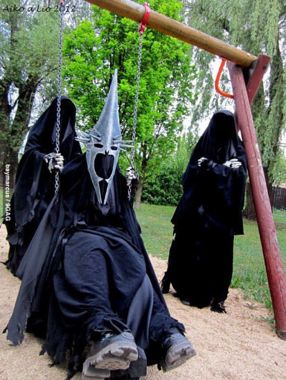 Sauron-Swingset1