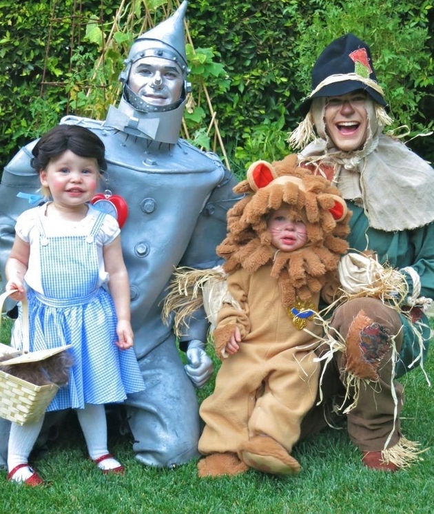 Neil Patrick Harris with his family
