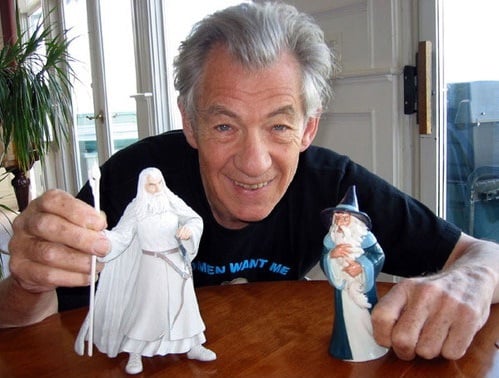 Fantasy - NEW PRODUCT: Queen Studios & INART: 1/6 The Lord of the Rings Gandalf (Grey Robe) Action Figure Ian-McKellen-cant-stop-playing-with-himself