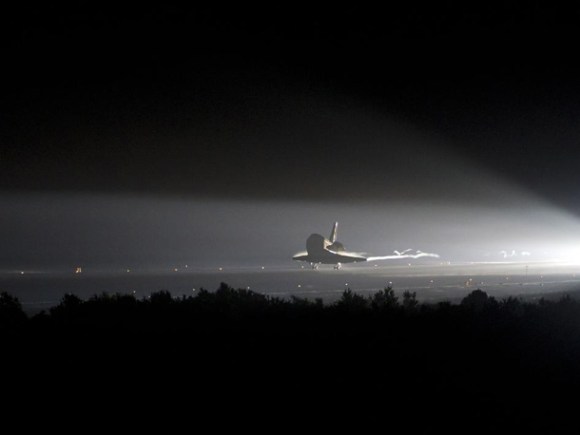 endeavour_final_landing