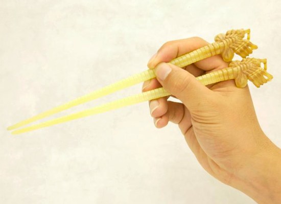 aliens-chopsticks-2