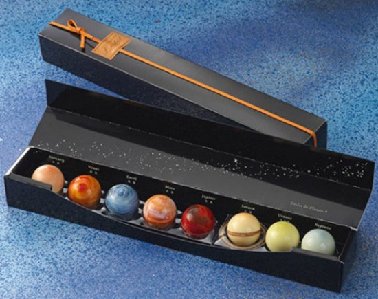 solar-system-planet-chocolates-4