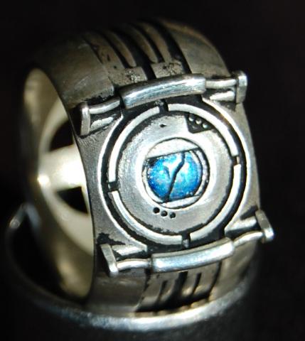 If GLaDOS Had A Body, She'd Probably Wear These Portal Rings | The Mary Sue