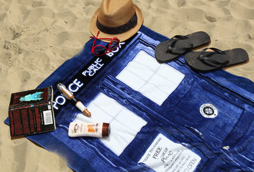 tardis-towel