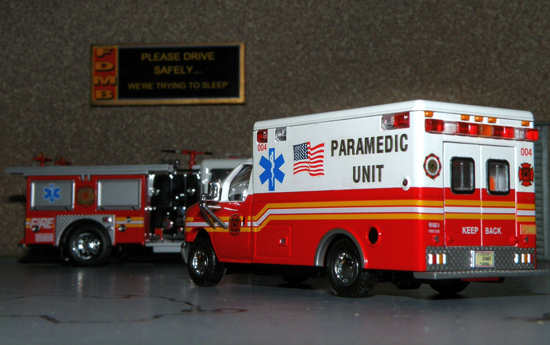 ambulancetoy_550