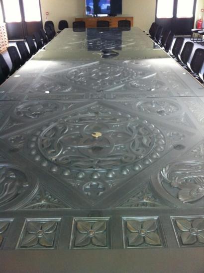gates-of-qarth-table via Cat Taylor