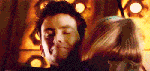 Ten and Rose GIF 2