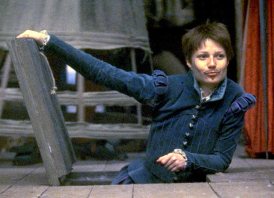 "'Sup, other ladies. Or, um, different ladies. Not... you are ladies. I'm totally not a lady. What were we talking about?"