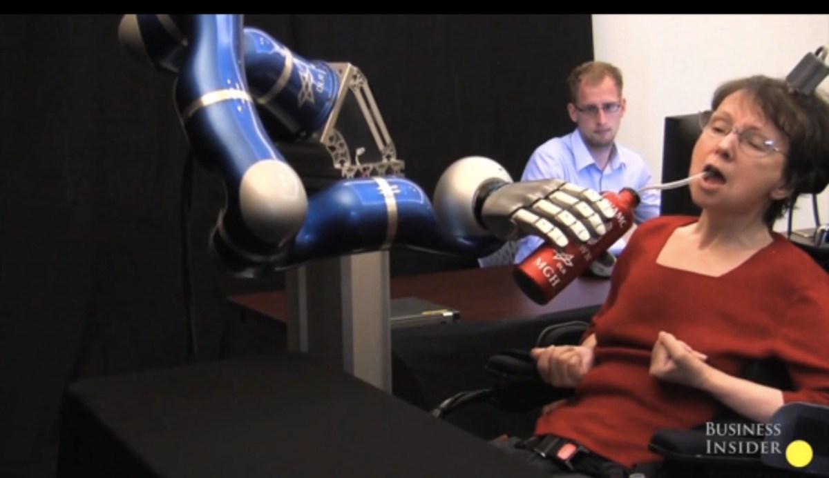 Paralyzed Woman Controls Robotic Arm With Her Mind | The Mary Sue