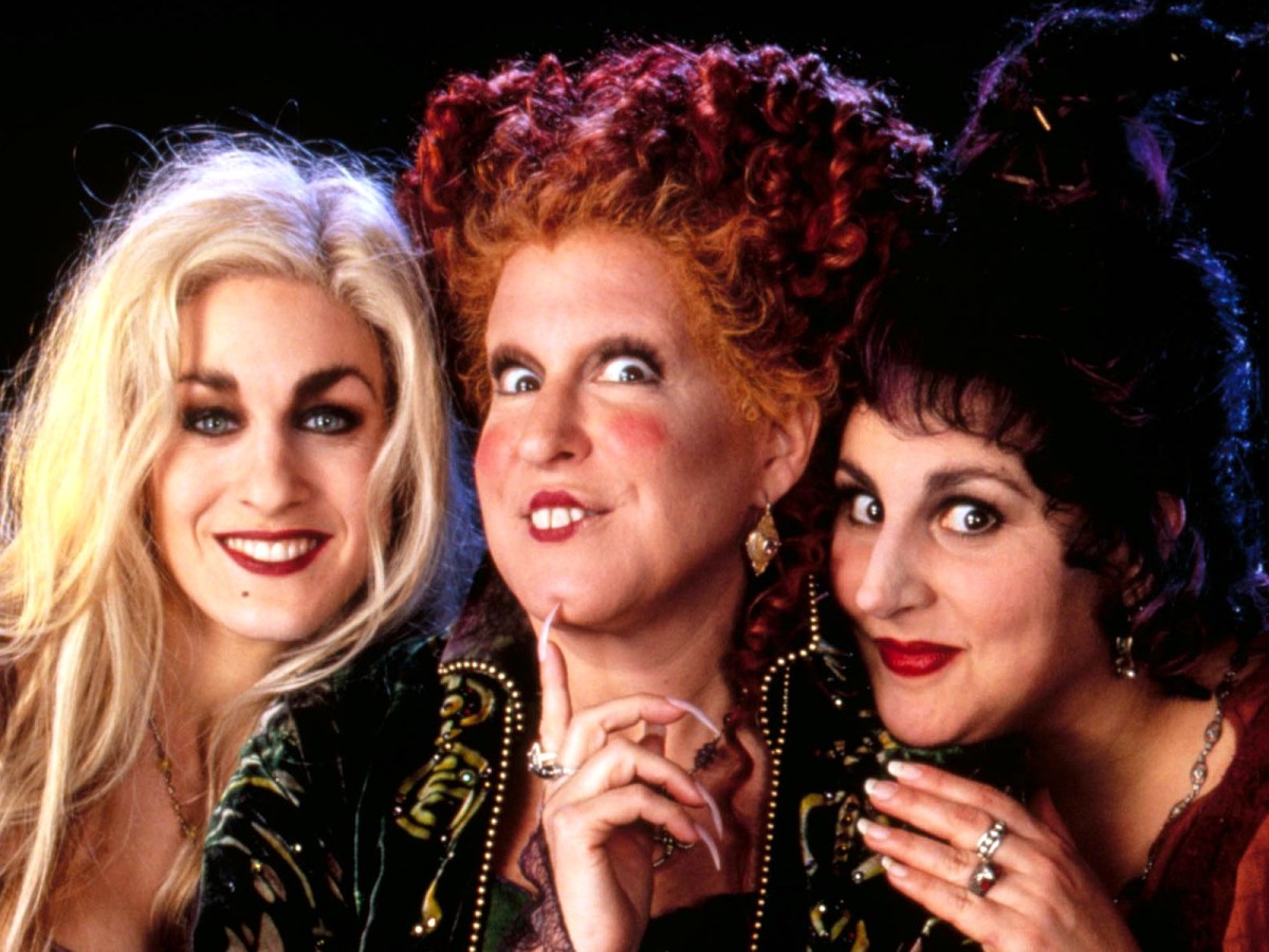 Sarah Jessica Parker, Bette Midler, and Kathy Najimy in 'Hocus Pocus'