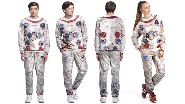 astronaut-space-suit-1