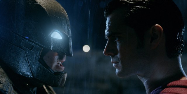 batman-vs-superman-ew-pics-3