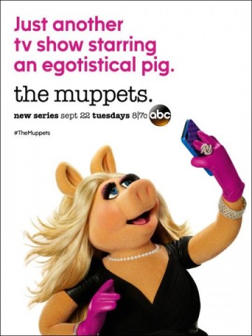 the-muppets-poster-miss-piggy-450x600