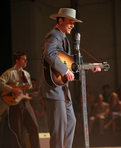 I-Saw-the-Light-Tom-Hiddleston-as-Hank-Williams-2