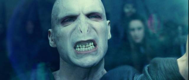 2216490-voldemort01