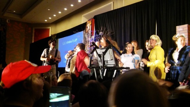 fan version of shake it off