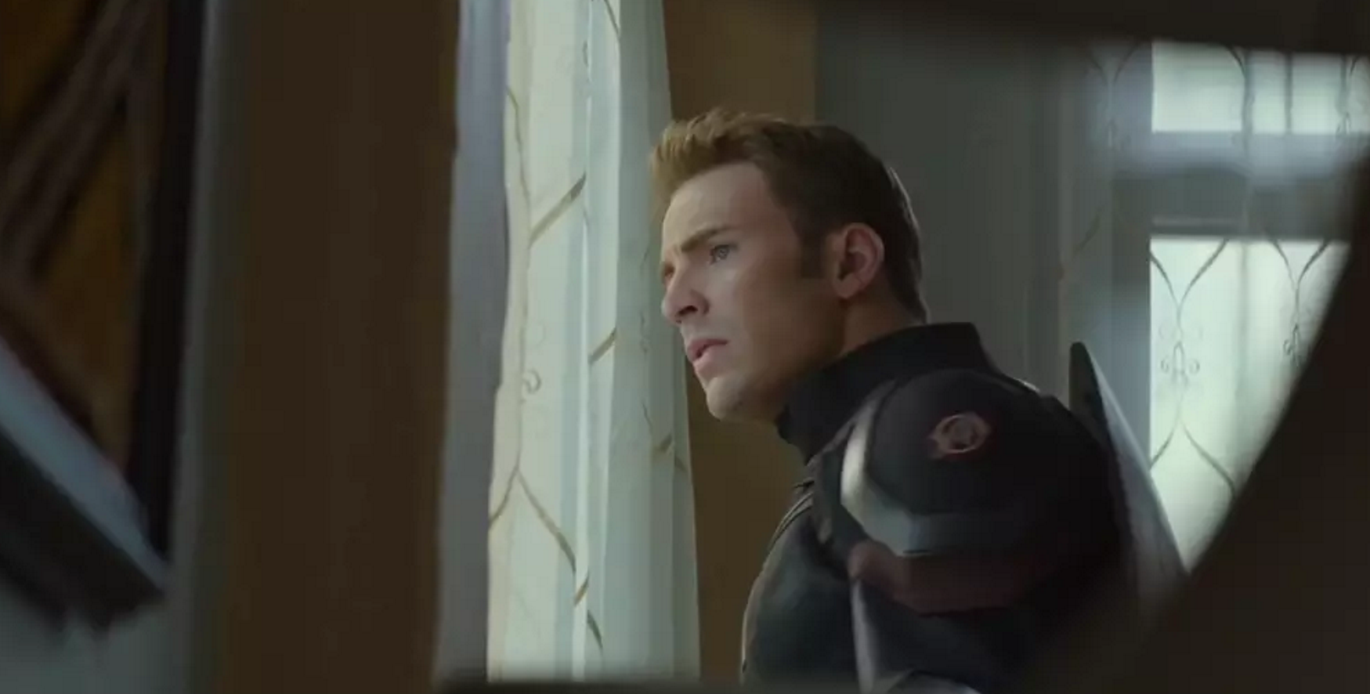 Трейлер первого мстителя противостояние. Первый мститель противостояние гиф. «первый мститель: противостояние» (captain america: civil war, 2016). Кроссбоунс марвел. Трейлер первого мстителя противостояние.