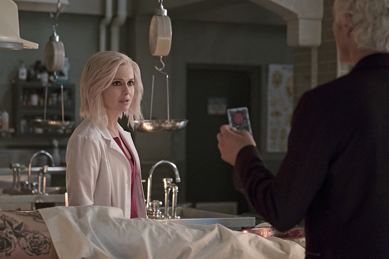 iZombie -- "Abra Cadaver" -- Image Number: ZMB206a_0252.jpg -- Pictured (L-R): Rose McIver as Liv and David Anders as Blaine -- Photo: Katie Yu/The CW -- ÃÂ© 2015 The CW Network, LLC. All rights reserved.