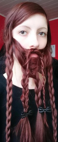 woman-braids-dwarf-beard
