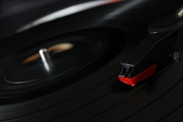 9287480044_b48213a437_z