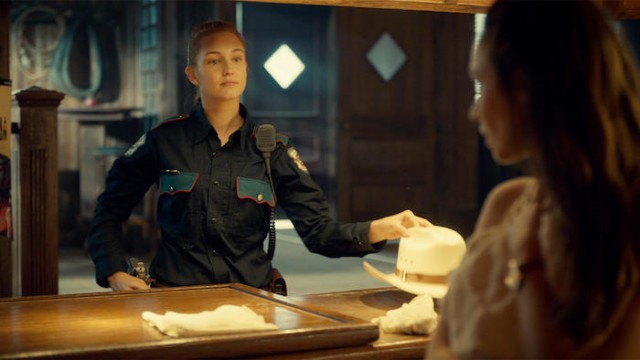 Officer Haught (Katherine Barrell) and Waverly
