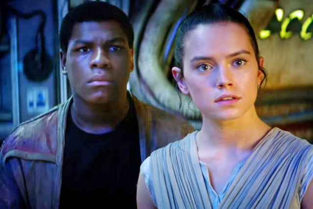 Rey and Finn look dumbfounded together