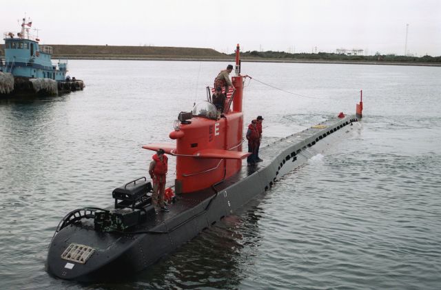 A port bow view of the nuclear-powered research submersible NR-1.