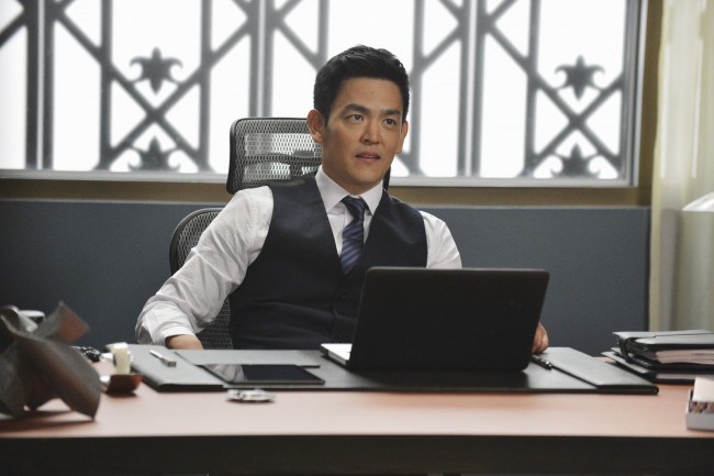 john cho selfie