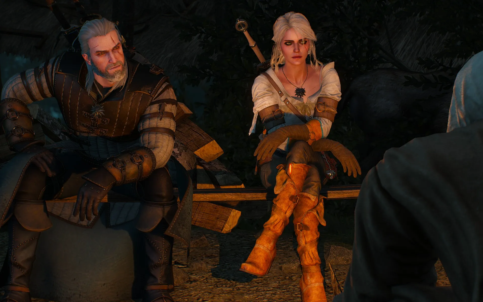 I think those upper arm things are supposed to be bracers, but otherwise Ciri has no protection in a fight.