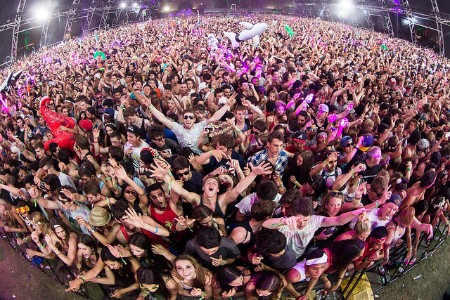 17461583205_2a6a563332_z