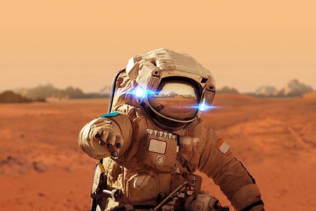 Astronaut-Mars-Shutterstock