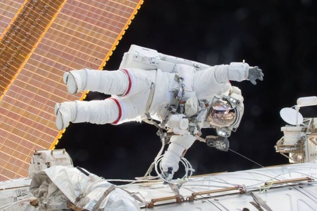 Scott Kelly on a Dec. 21, 2015 spacewalk. Photo Credit: NASA