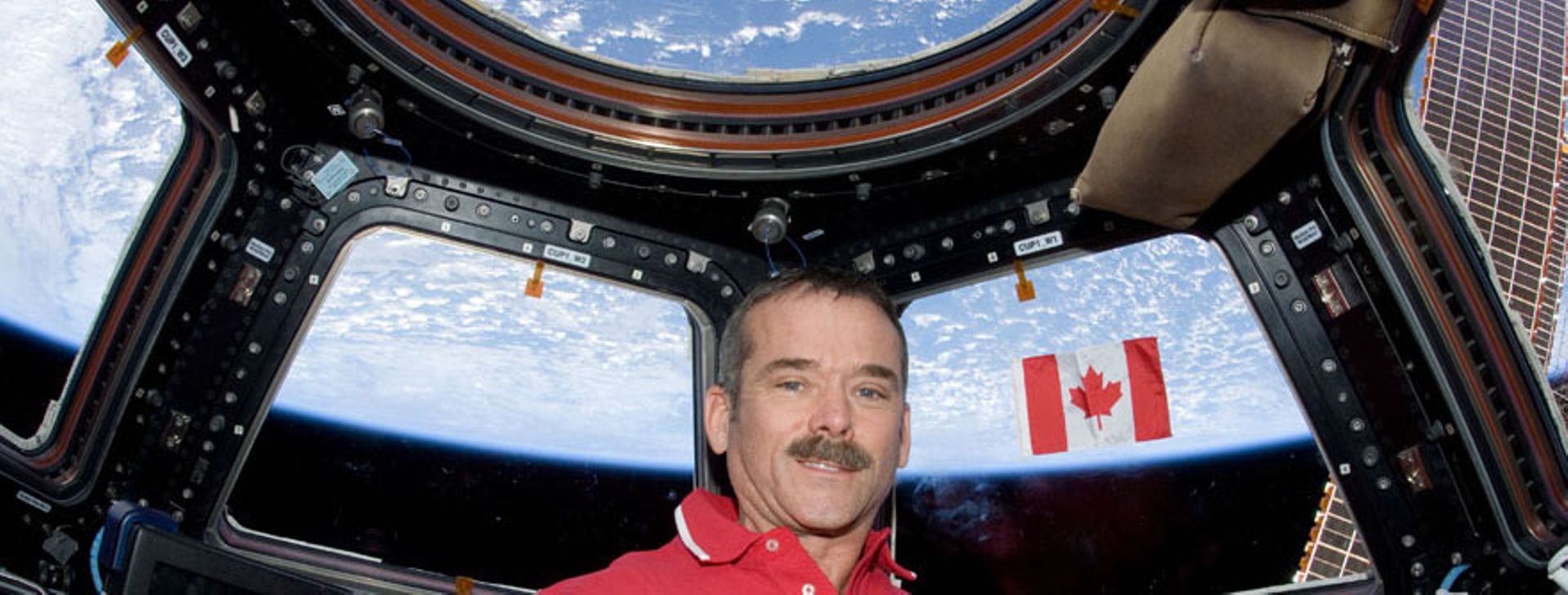 Chris Hadfield Is Proof of the Power of Sci-Fi | The Mary Sue, image size:1920x729