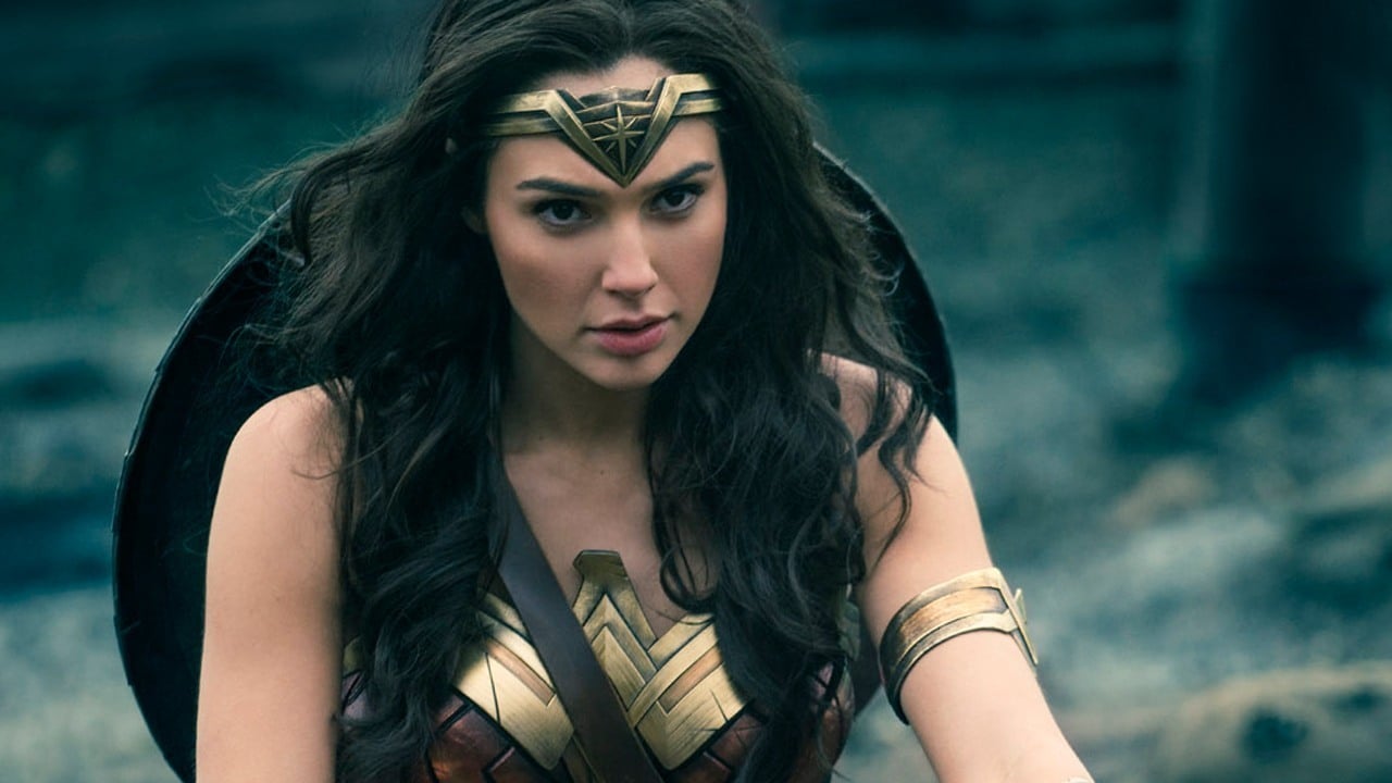 Patty Jenkis's Wonder Woman (2017) Movie Review - Survi Reviews