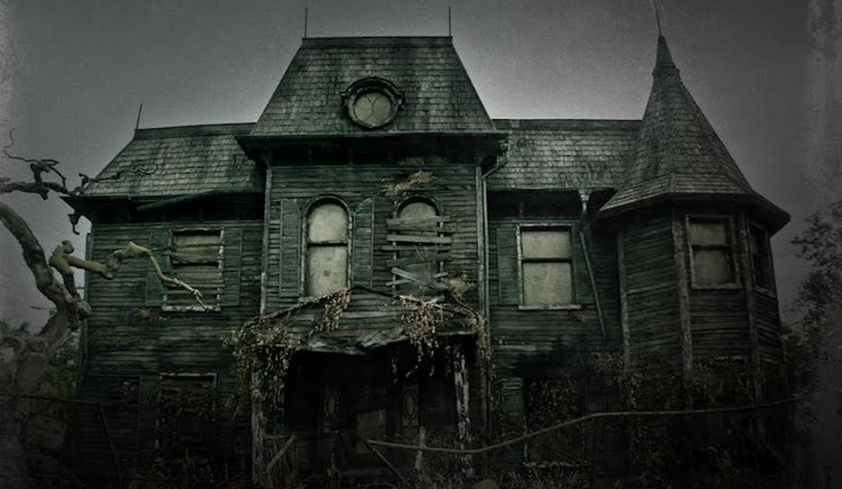 Prepare to Soil Yourself at This It-Themed Haunted House The Mary Sue.