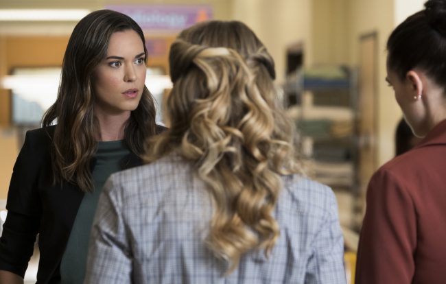 image: Jeff Weddell/The CW Supergirl -- "Damage" -Pictured (L-R): Odette Annable as Samantha, Melissa Benoist as Kara, and Katie McGrath as Lena Luthor -- © 2017 The CW Network, LLC. All Rights Reserved