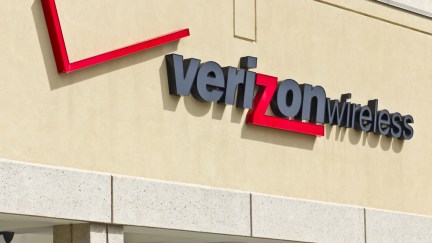 Shutterstock image of Verizon Wireless