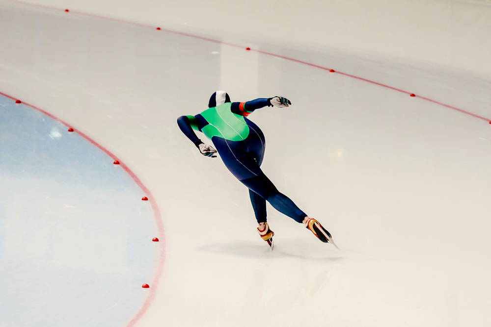 image: sportpoint/Shutterstock Female speedskater