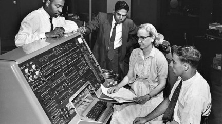 Smithsonian Institution Neg. 83-14878. Date: na. Grace Murray Hopper at the UNIVAC keyboard, c. 1960. Credit: Unknown (Smithsonian Institution)