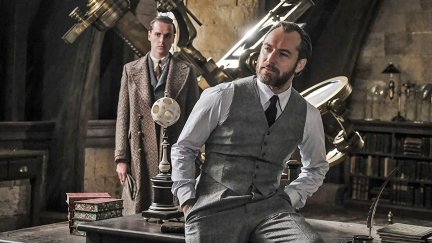 New look at Jude Law as Dumbledore in Fantastic Beasts 2