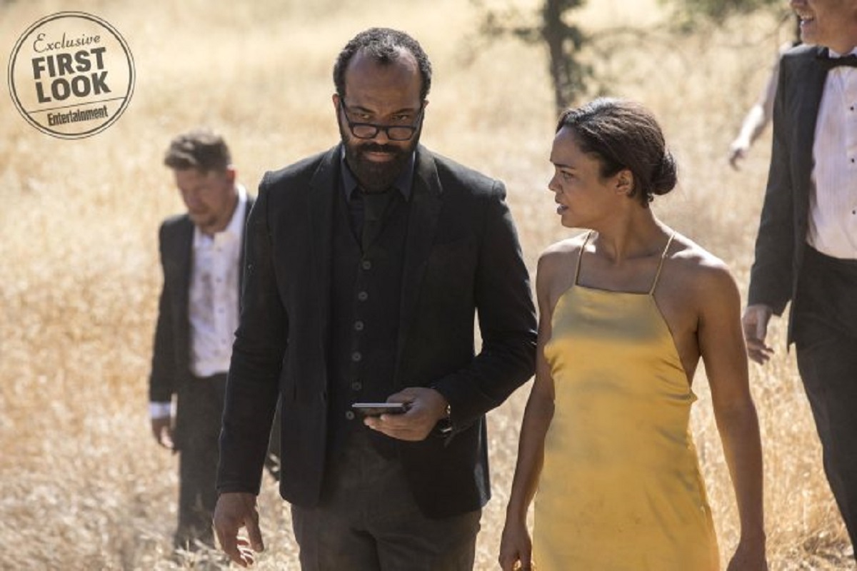 Jeffrey Wright as Bernard and Tessa Thompson as Charlotte in a scene from HBO's Westworld