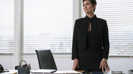 Carrie-Anne Moss as Jeryn 