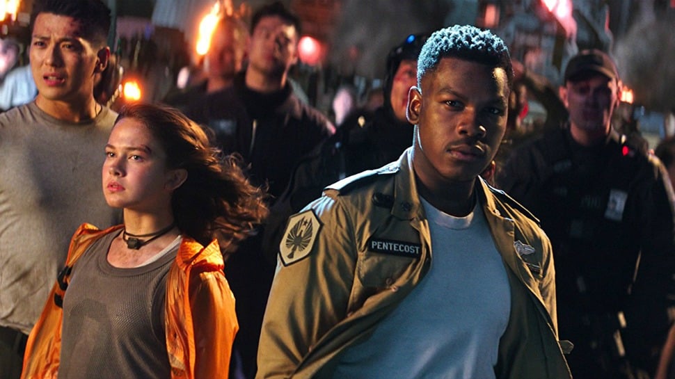 Cailee Spaeny (Amara) and John Boyega (Jake) in a scene from "Pacific Rim: Uprising"