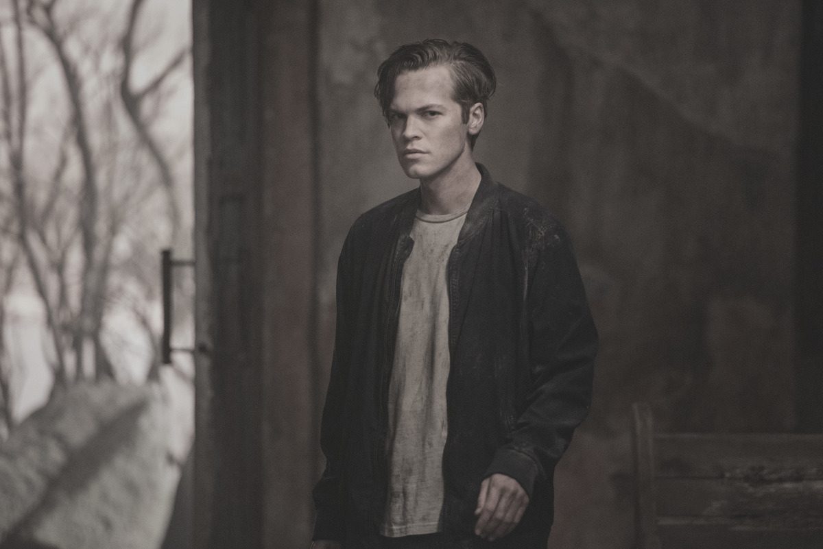 Alexander Calvert as jack in apocalypse world in The CW's Supernatural: "Unfinished Business"