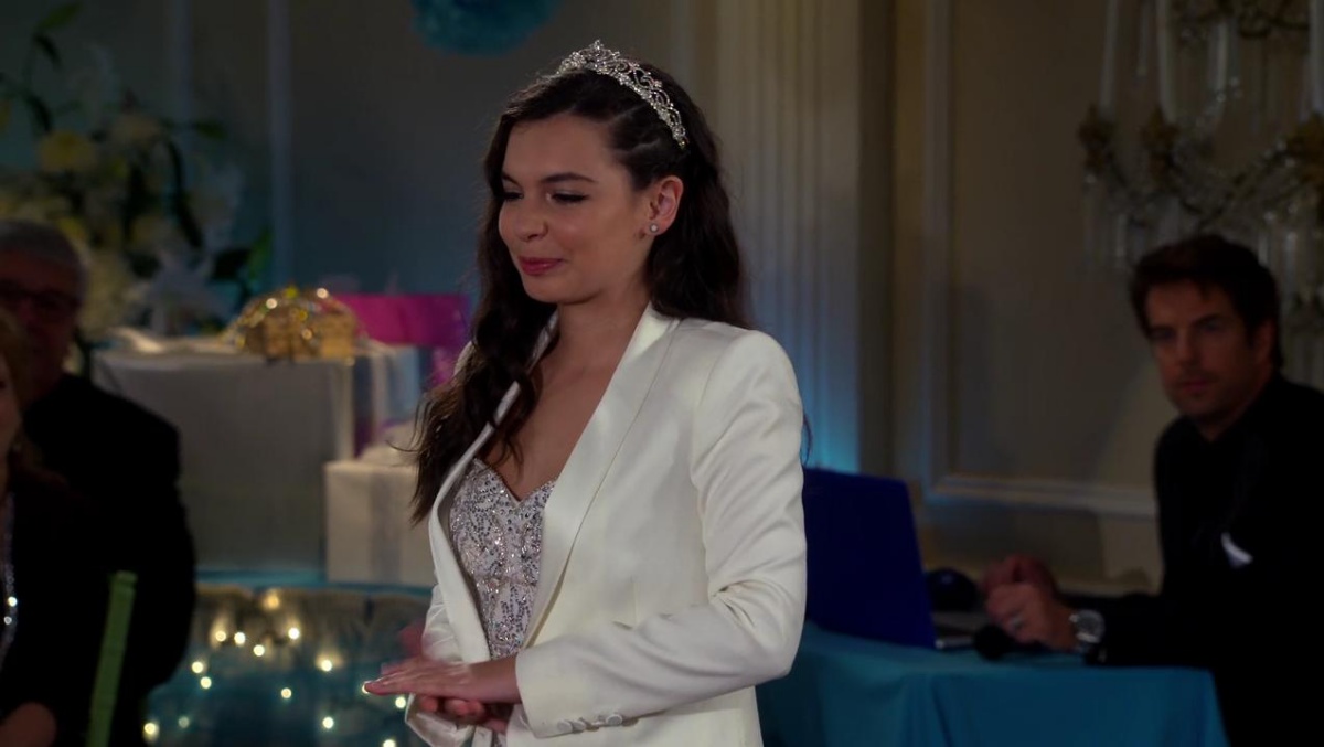 Isabella Gomez in One Day at a Time (2017)