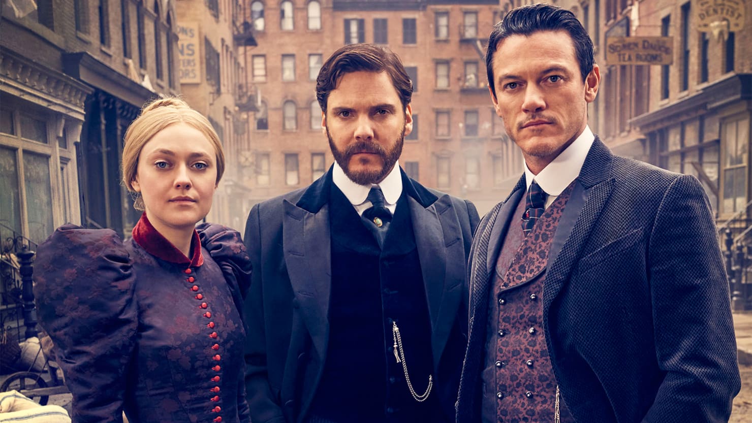 Dakota Fanning as Sara Howard, Daniel Brühl as Laszlo Kreizler, and Luke Evans as John Moore in TNT's The Alienist