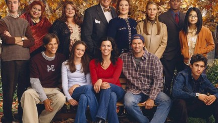 Edward Herrmann, Liz Torres, Keiko Agena, Kelly Bishop, Alexis Bledel, Lauren Graham, Sean Gunn, Melissa McCarthy, Jared Padalecki, Scott Patterson, Yanic Truesdale, Milo Ventimiglia, and Liza Weil in Gilmore Girls (2000)