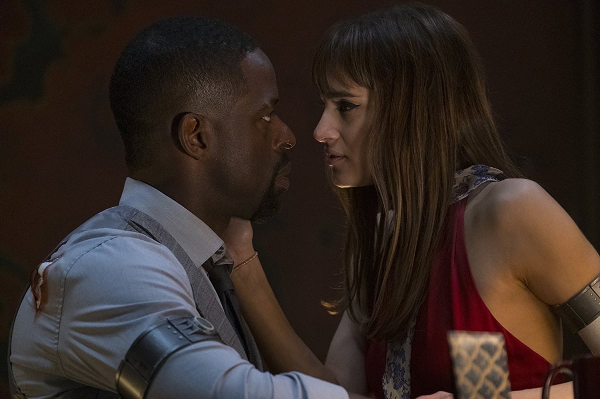 Sofia Boutella and Sterling K. Brown in Hotel Artemis (2018)