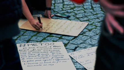 #MeToo protest signs in French